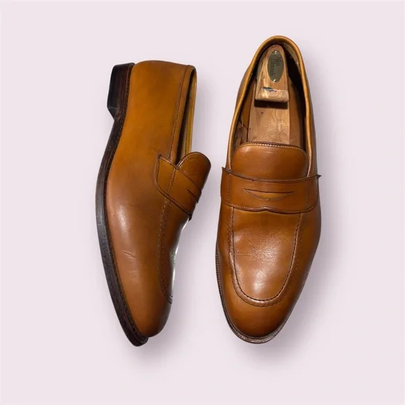 Allen Edmonds Lake Forest Penny Loafer Walnut Leather Slip  display picture 2